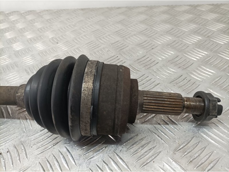 Recambio de transmision delantera derecha para dacia dokker ambiance referencia OEM IAM 391006276R  