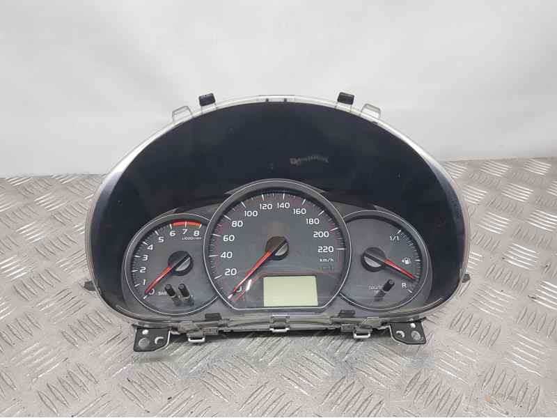 Recambio de cuadro instrumentos para toyota yaris active referencia OEM IAM 838000DR50  