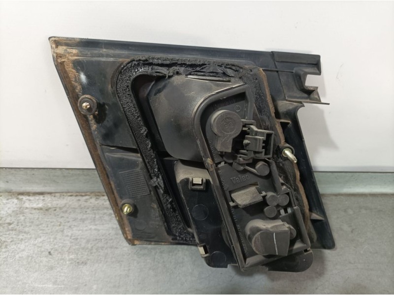 Recambio de piloto trasero derecho para nissan primera berlina (p11) slx referencia OEM IAM 23180204  INTERIOR ROZADO