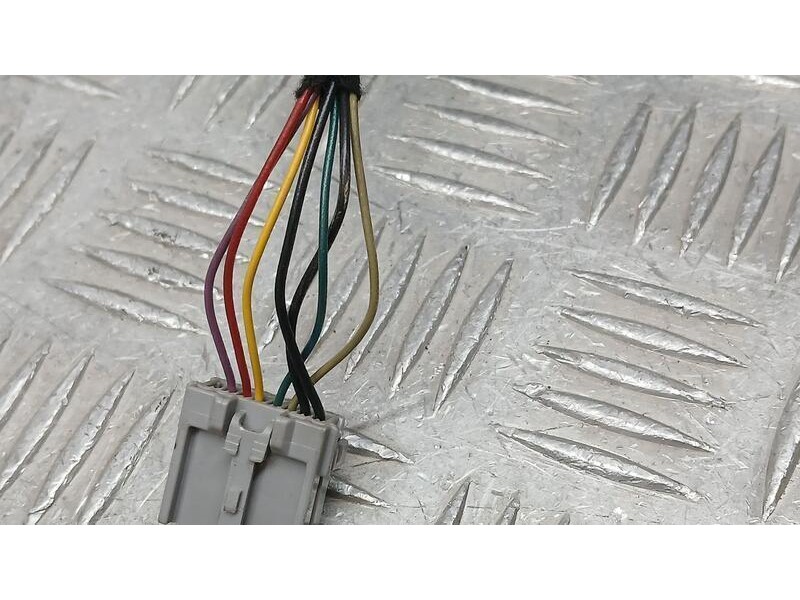 Recambio de retrovisor izquierdo para nissan qashqai (j10) acenta referencia OEM IAM 96302JD84A ELECTRICO 7 CABLES ROZADO 