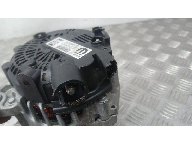 Recambio de alternador para peugeot 208 ii (ub_, up_, uw_, uj_) 1.2 puretech 100 referencia OEM IAM 9835689480 VALEO 2740473F