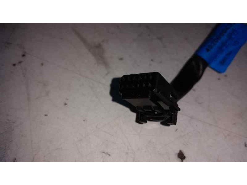 Recambio de retrovisor derecho para renault clio iv authentique referencia OEM IAM  9 CABLES ELECTRICO