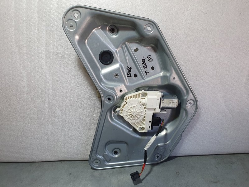 Recambio de elevalunas trasero izquierdo para skoda yeti experience referencia OEM IAM 5L0839401 914034101 BROSE ELECTRICO 6 PIN
