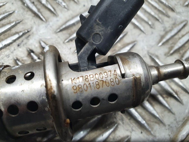 Recambio de inyector adblue para peugeot 508 gt line referencia OEM IAM 9801187080 K178B00974 