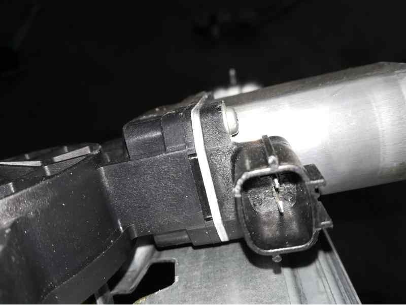 Recambio de elevalunas delantero derecho para renault clio iv authentique referencia OEM IAM  2 PINS ELECTRICO