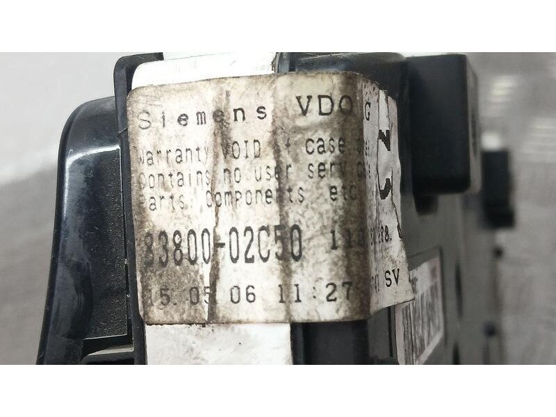 Recambio de cuadro instrumentos para toyota corolla (e12) 1.6 sol berlina 3/5 referencia OEM IAM 8380002C50  