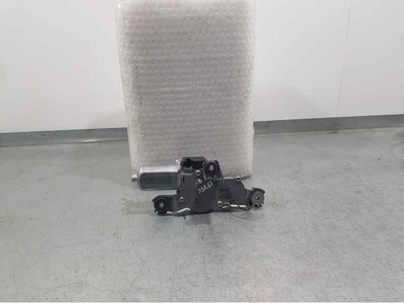 Recambio de motor limpia trasero para toyota corolla (e12) 1.6 sol berlina 3/5 referencia OEM IAM 8513002020  