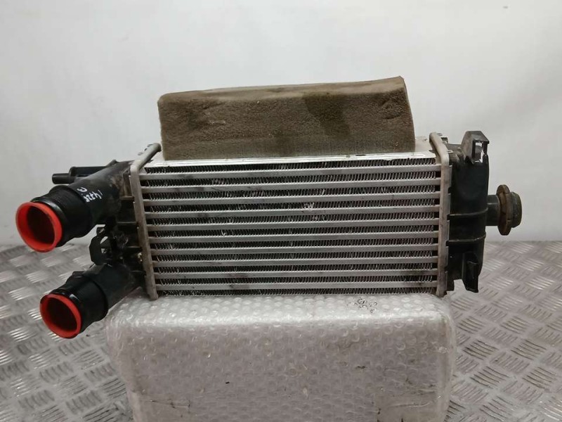 Recambio de intercooler para ford fiesta (ce1) trend referencia OEM IAM H1BG6K775CB T43000B 