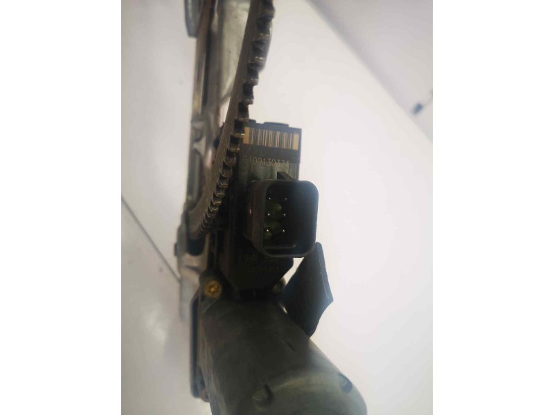 Recambio de elevalunas delantero izquierdo para opel astra g berlina club referencia OEM IAM 90521881  6 PINS