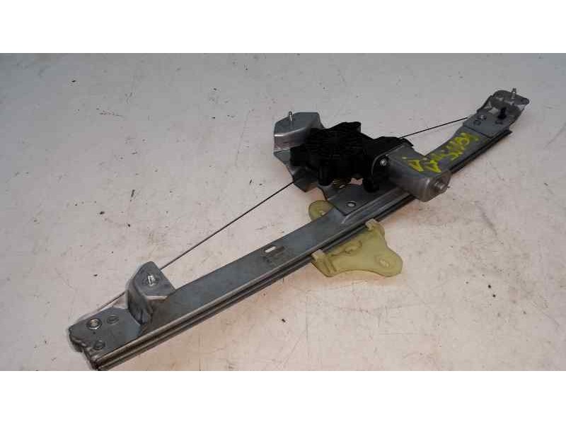 Recambio de elevalunas delantero derecho para renault clio iv dynamique referencia OEM IAM  2 PINS ELECTRICO