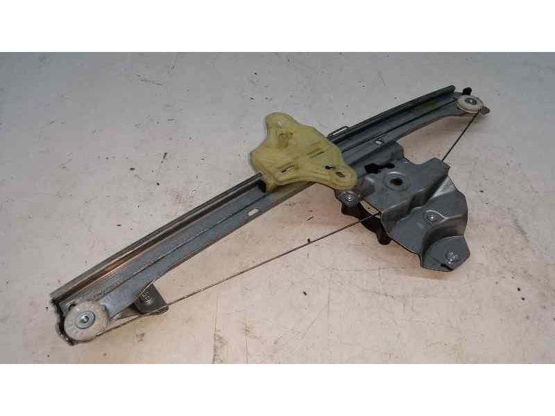 Recambio de elevalunas delantero derecho para renault clio iv dynamique referencia OEM IAM  2 PINS ELECTRICO