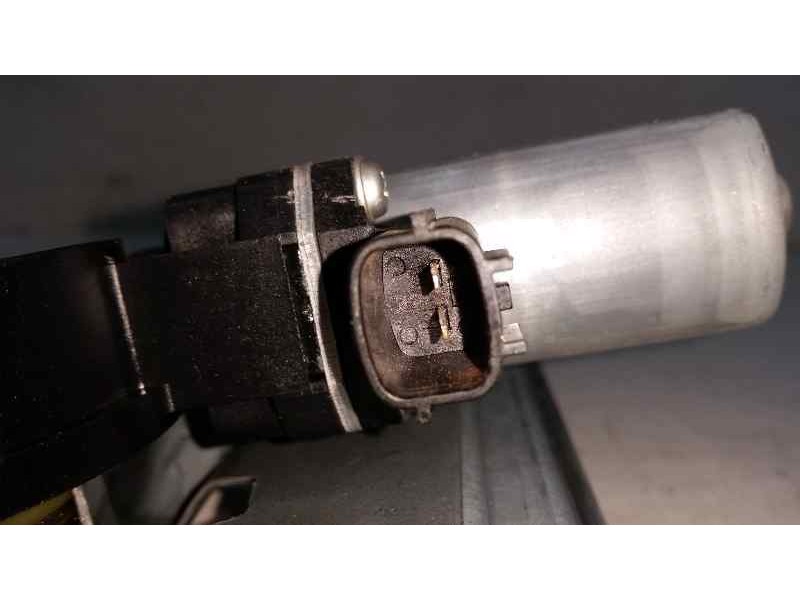 Recambio de elevalunas delantero derecho para renault clio iv dynamique referencia OEM IAM  2 PINS ELECTRICO