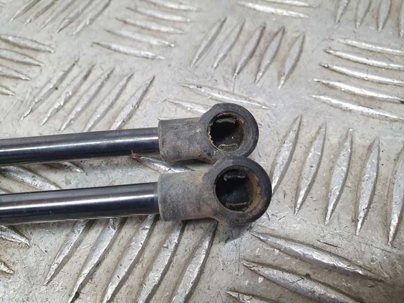 Recambio de amortiguadores maletero / porton para peugeot 108 top allure referencia OEM IAM 689500H040 4808740190N 