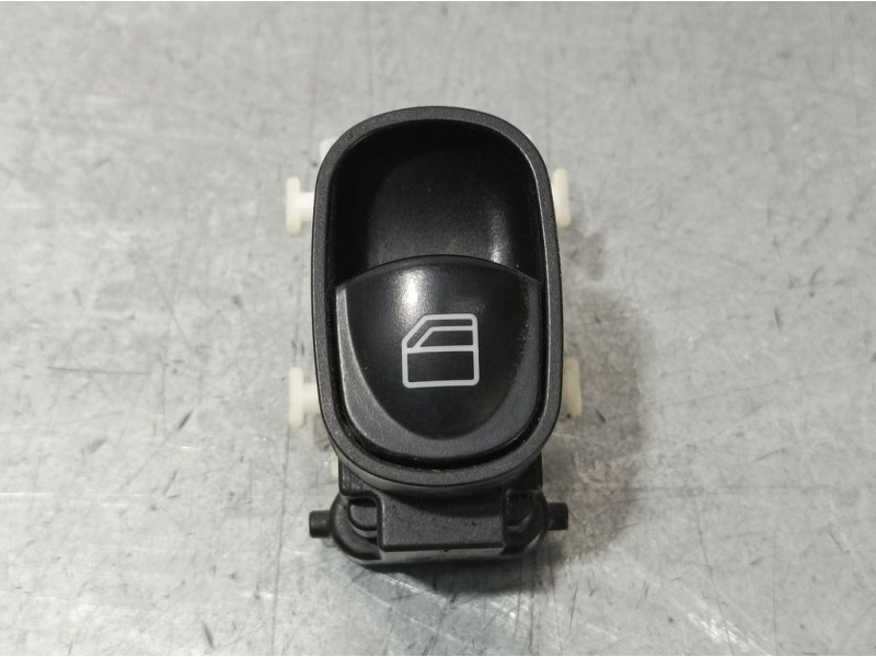 Recambio de mando elevalunas delantero derecho para mercedes-benz clase clk (w209) coupe 320 cdi special edition (209.320) refer