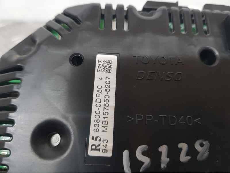 Recambio de cuadro instrumentos para toyota yaris active referencia OEM IAM 838000DR50  