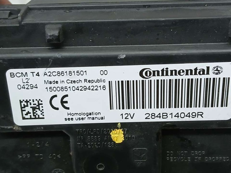 Recambio de caja reles / fusibles para dacia dokker ambiance referencia OEM IAM 284B14049R A2C86181501 CONTINENTAL