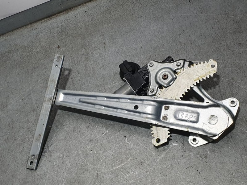 Recambio de elevalunas trasero izquierdo para nissan micra v (k14) acenta referencia OEM IAM 827305RB0A 2621006780 ELECTRICO DEN