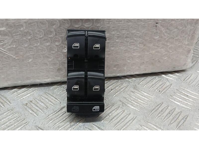 Recambio de mando elevalunas delantero izquierdo para audi a3 sportback (8p) ambiente referencia OEM IAM 4F0959851F C/ MANDO RET