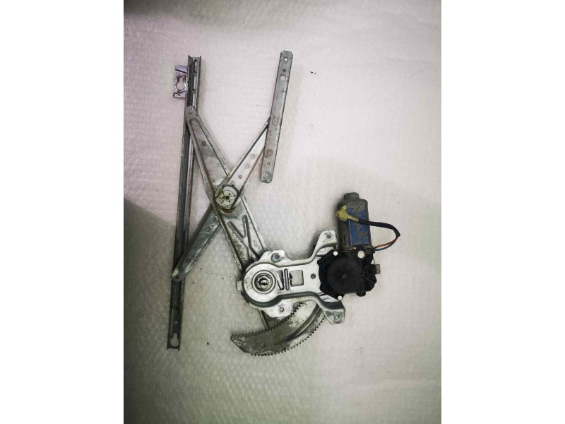 Recambio de elevalunas trasero derecho para mg serie 400 (xw) referencia OEM IAM   