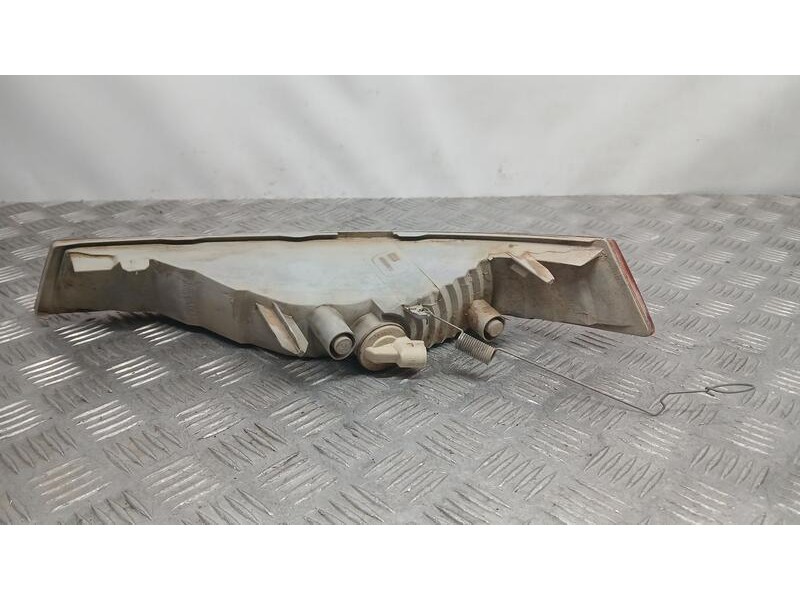 Recambio de piloto delantero derecho para renault trafic caja cerrada (ab 4.01) furgon referencia OEM IAM 8200007030 VALEO ROZAD