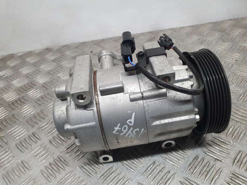 Recambio de compresor aire acondicionado para hyundai i20 active klass active bluedrive referencia OEM IAM CA500ALEKA04 VS12E HA