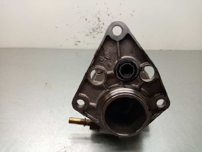 Recambio de depresor freno / bomba vacio para citroën xantia berlina 1.9 diesel referencia OEM IAM 72264500  PIERBURG