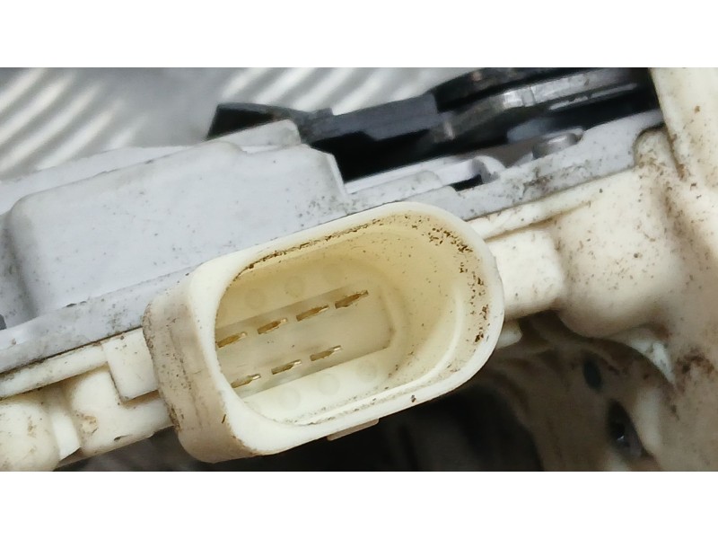 Recambio de cerradura puerta trasera derecha para audi q3 (8ub, 8ug) 2.0 tdi quattro referencia OEM IAM 8K0839016  