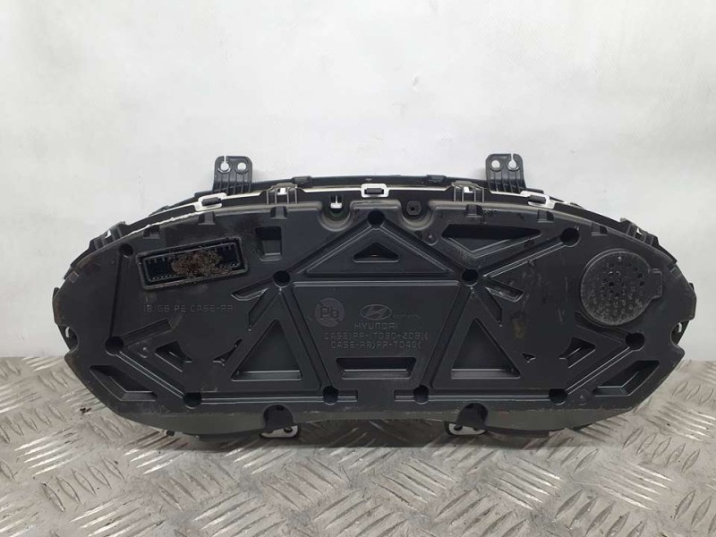 Recambio de cuadro instrumentos para hyundai i20 active klass active bluedrive referencia OEM IAM 94033C8200 A2C1756400001 