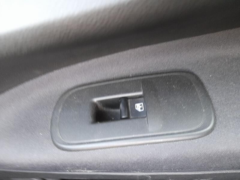 Recambio de mando elevalunas delantero derecho para fiat 500e (332_) elektro 3+1 (fa1) referencia OEM IAM 735724912  