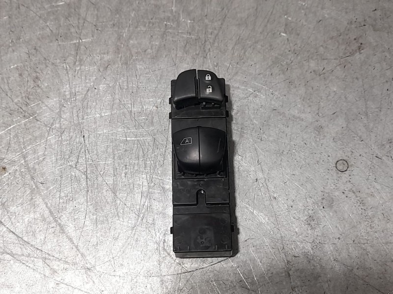 Recambio de mando elevalunas delantero izquierdo para nissan micra v (k14) visia referencia OEM IAM 254015FA0A  