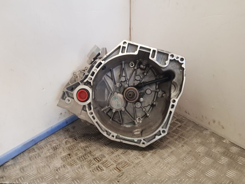 Recambio de caja cambios para nissan juke (f15) acenta referencia OEM IAM TL4143 S125526 6VELOCIDADES