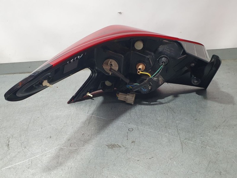 Recambio de piloto trasero derecho para nissan micra v (k14) acenta referencia OEM IAM 265505FA0A  CANTO PEGADO