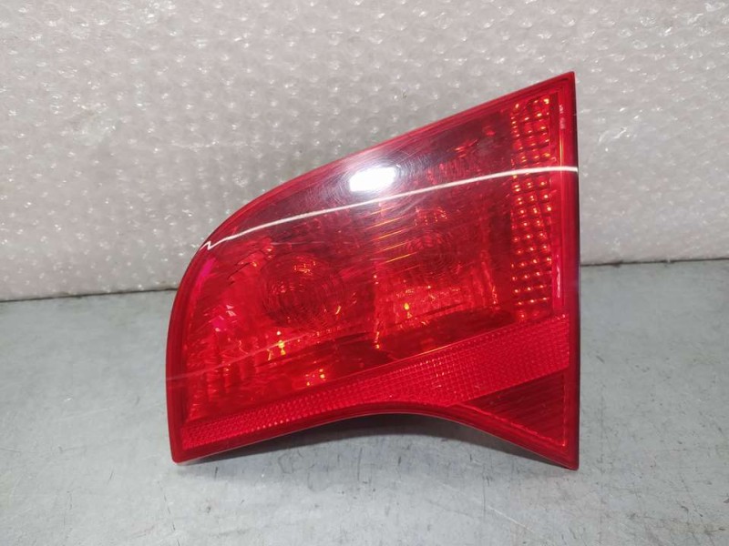 Recambio de piloto trasero derecho para audi a4 avant (8e) 2.5 tdi referencia OEM IAM 8E9945094 484502 INTERIOR