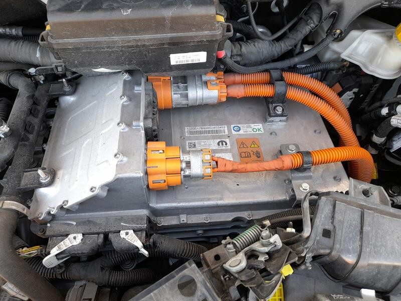 Recambio de motor completo para fiat 500e (332_) elektro 3+1 (fa1) referencia OEM IAM 46348460 ELECTRICO PENDIENTE REVISAR 