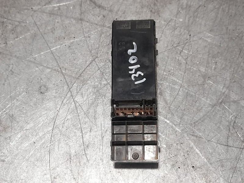 Recambio de mando elevalunas delantero izquierdo para nissan micra v (k14) visia referencia OEM IAM 254015FA0A  