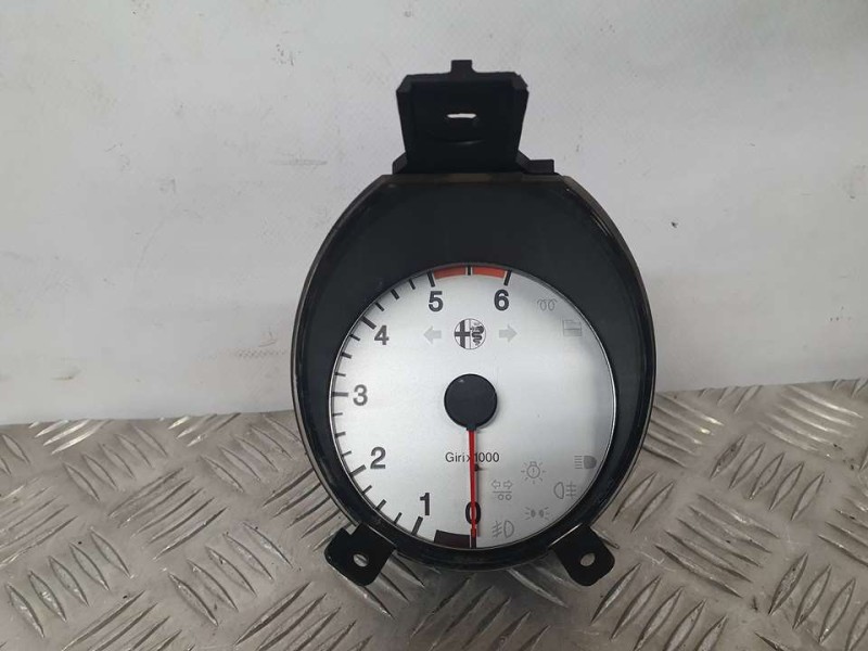 Recambio de cuadro instrumentos para alfa romeo 156 sportwagon (116) 1.9 jtd 16v progression referencia OEM IAM 40Z26332E 2JJ22P