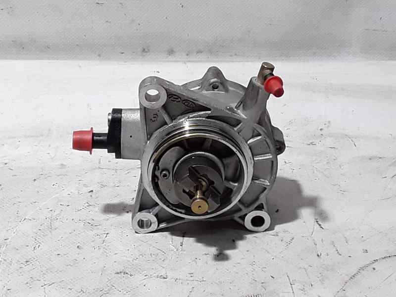 Recambio de depresor freno / bomba vacio para hyundai kona essence 2wd referencia OEM IAM 2881004075  