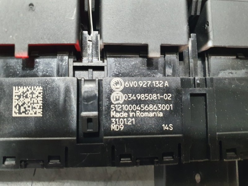 Recambio de warning para skoda fabia active referencia OEM IAM 6V0927132A 03498508102 