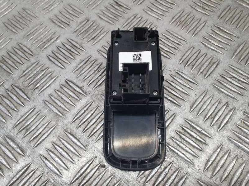 Recambio de mando elevalunas delantero izquierdo para ford fiesta (cb1) trend referencia OEM IAM 8A6T14A132AC  