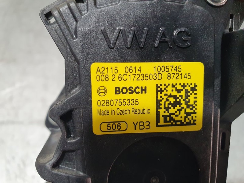 Recambio de potenciometro pedal para skoda fabia active referencia OEM IAM 6C1723503D 0280755335 BOSCH