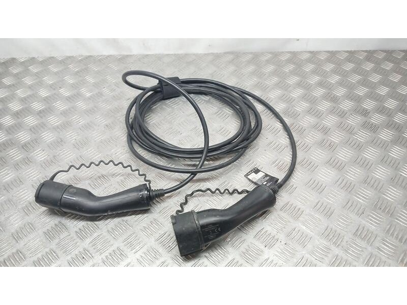 Recambio de cable para lynk & co 01 phev referencia OEM IAM 8891326538 CABLE CARGA BATERIA 220307