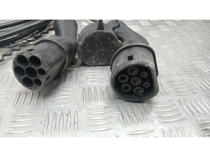 Recambio de cable para lynk & co 01 phev referencia OEM IAM 8891326538 CABLE CARGA BATERIA 220307