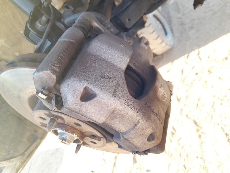 Recambio de pinza freno delantera derecha para fiat 500e (332_) elektro 3+1 (fa1) referencia OEM IAM 77368934  