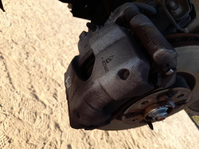 Recambio de pinza freno delantera izquierda para fiat 500e (332_) elektro 3+1 (fa1) referencia OEM IAM 77368934  