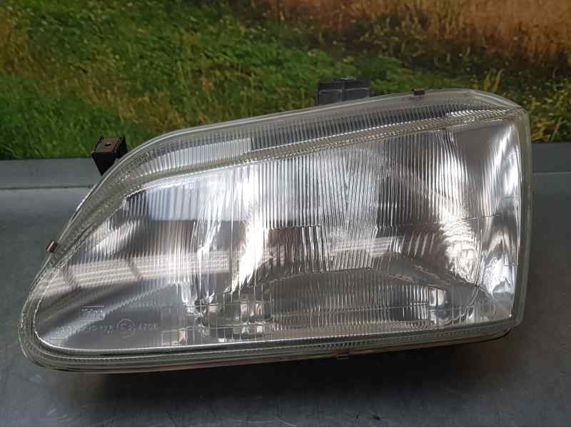 Recambio de faro izquierdo para renault megane i scenic (ja0) 1.6e alize referencia OEM IAM 7701672734  