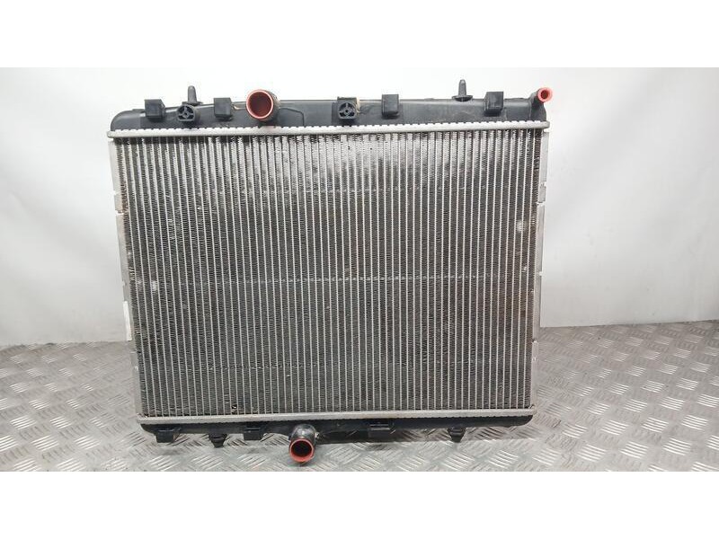 Recambio de radiador agua para citroën c3 iii (sx) 1.5 bluehdi 100 (sxyhyp, sxyhtu) referencia OEM IAM 1330P9  