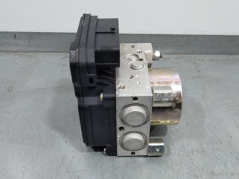 Recambio de abs para toyota hilux (gun1) double cab gx 4x4 referencia OEM IAM 4405071N00 11604076760 