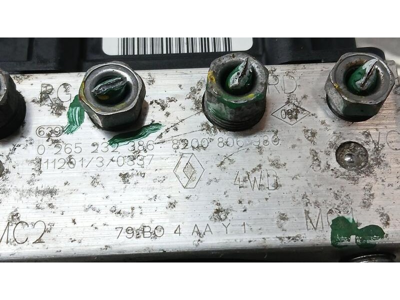 Recambio de abs para dacia duster ambiance 4x4 referencia OEM IAM 8200806980  0265232386