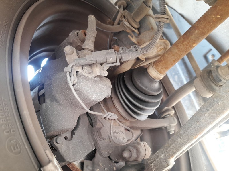 Recambio de mangueta delantera derecha para ford ka (ru8) 1.2 referencia OEM IAM 1639569  