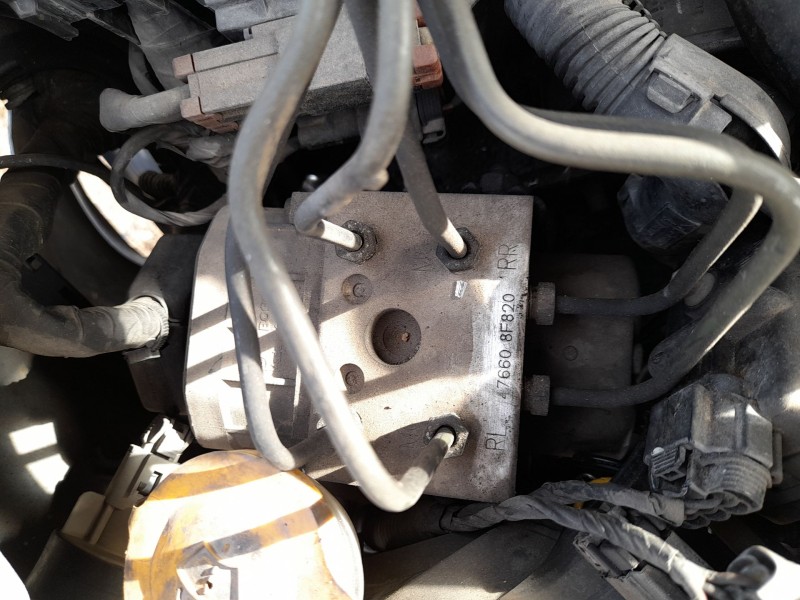 Recambio de abs para nissan primera (p11) 2.0 td referencia OEM IAM 476608F820  